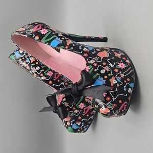 Black Patterned Women's Heels with Bow